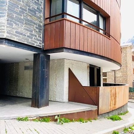 Mikka Devesa Apartment อินเกลส ภายนอก รูปภาพ