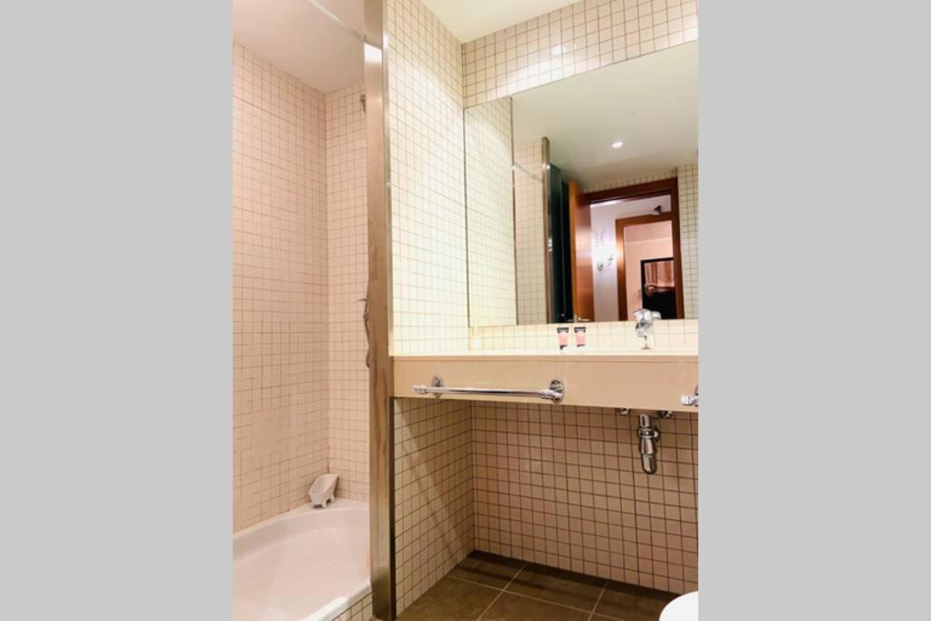 Mikka Devesa Apartment อินเกลส ภายนอก รูปภาพ