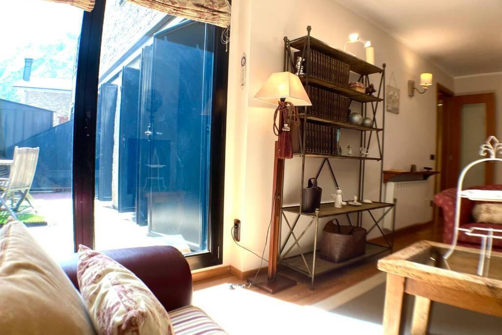 Mikka Devesa Apartment อินเกลส ภายนอก รูปภาพ